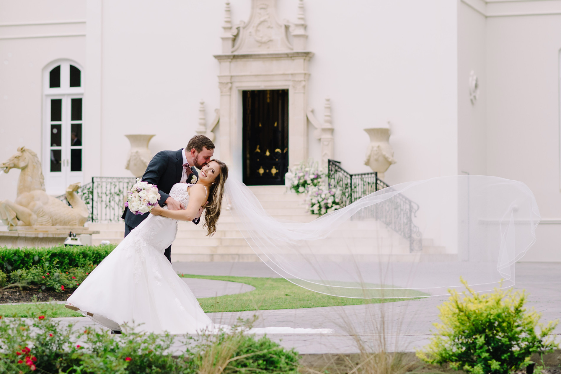 chateau nouvelle wedding houston wedding photographer best photos luxury venue photography