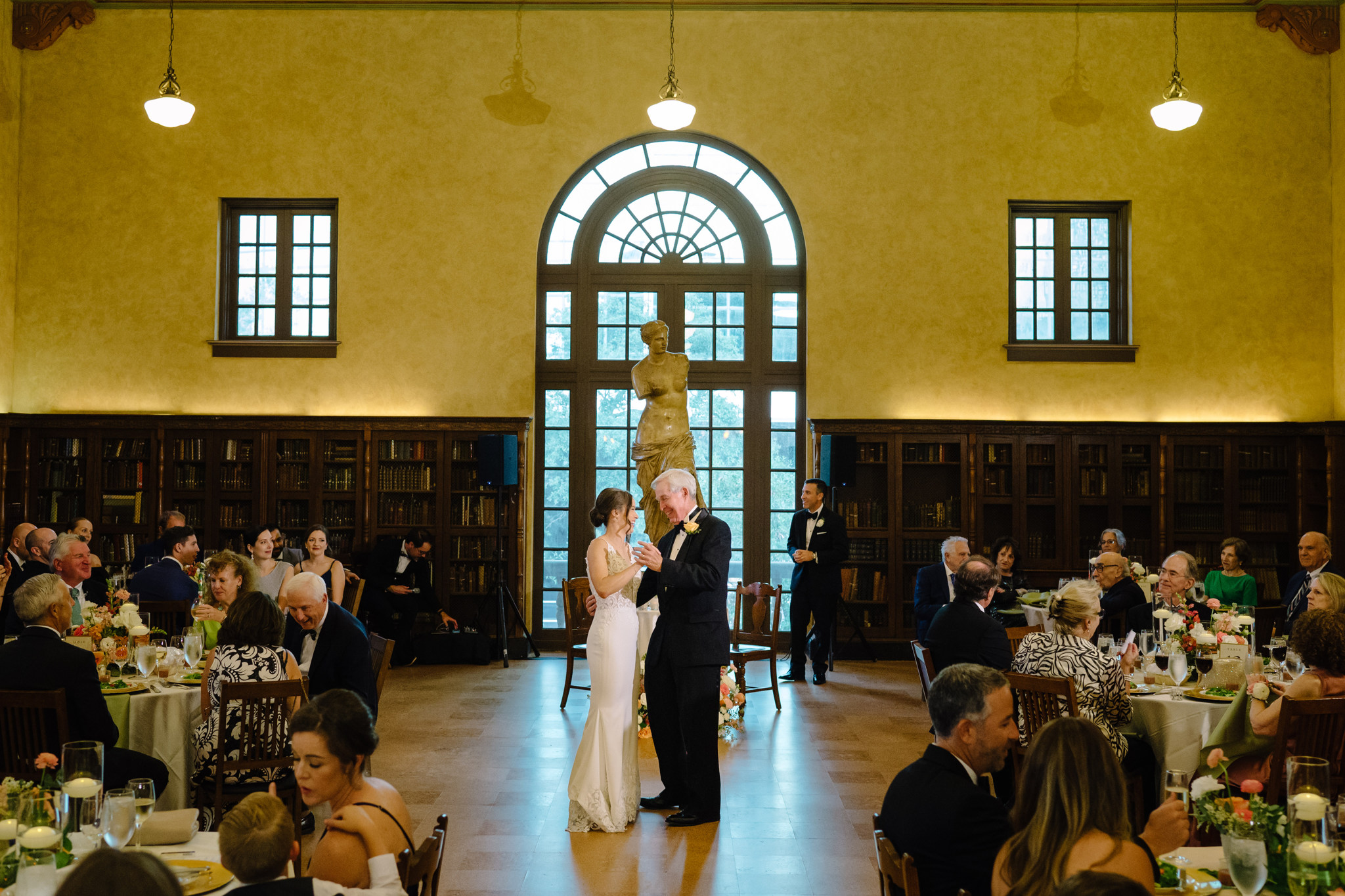 Julia ideson wedding photo best houston wedding photographers